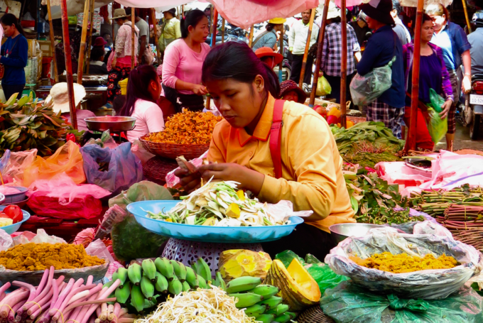 Phsar Leu Thom Thmey Market Siem Reap
