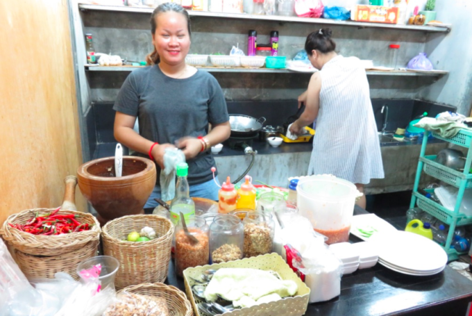 Food stall 6 Angkor Night Market Siem Reap